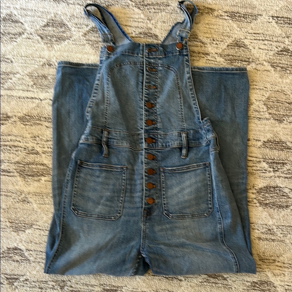 Madewell button front overalls size medium
